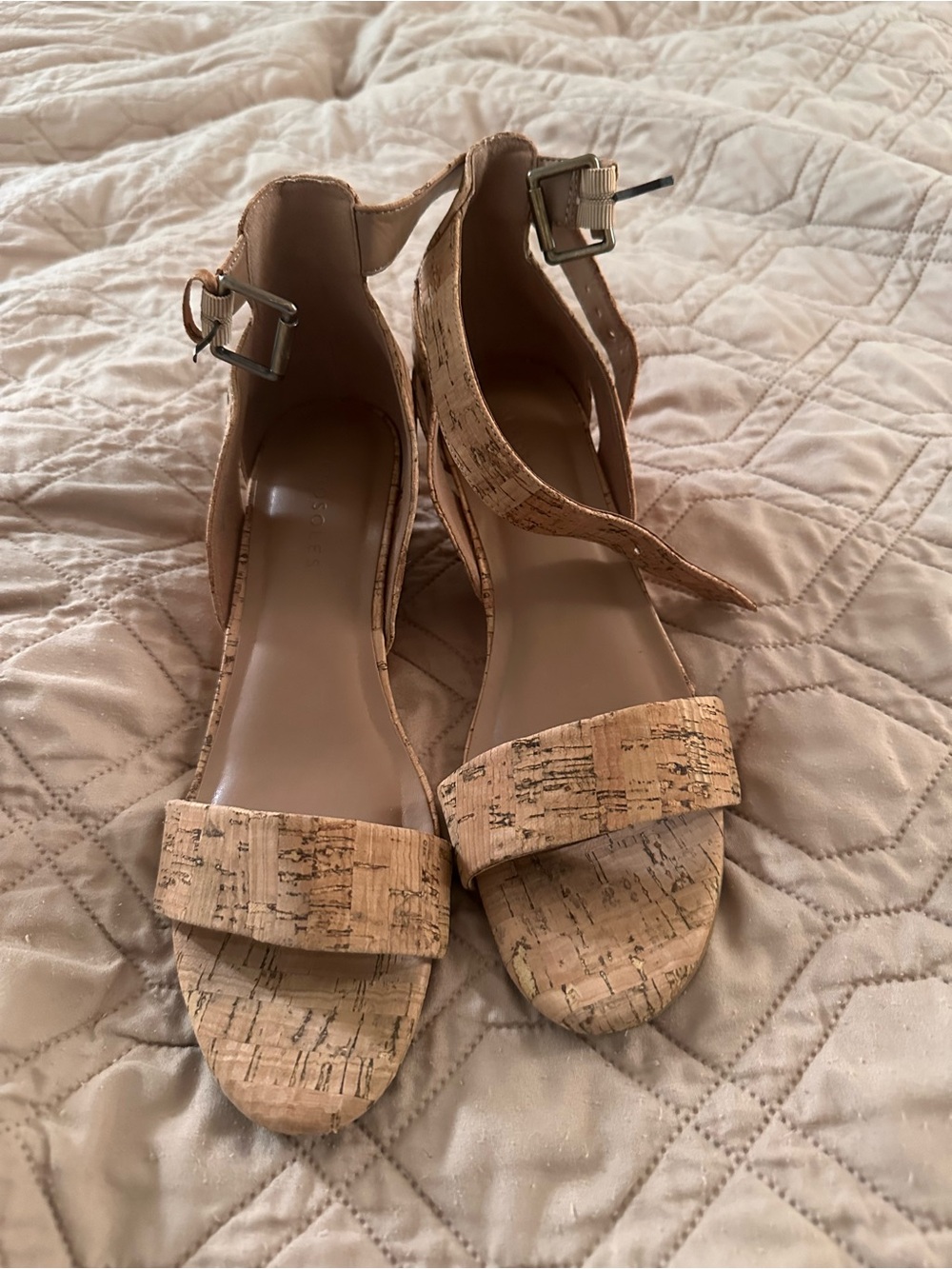 AEROSOLES Cork Textured Ankle-Strap Heels in Tan